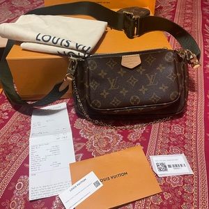 Louis Vuitton Multi pochette. Gorgeous bag but just didn’t fit my needs.